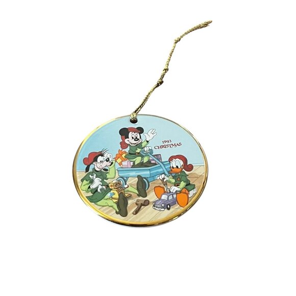 Grolier Collectibles 1993 Mickey Santa's Workshop Ornament - Picture 1 of 3